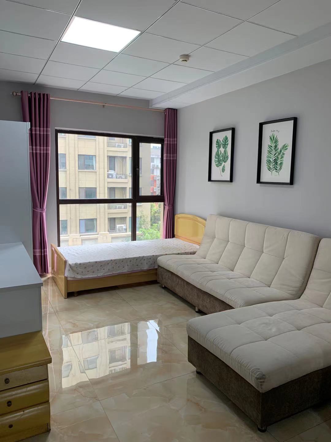 緊鄰新一中，和家園小區，南北通透，拎包入住，