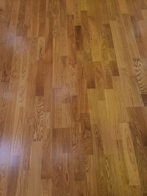 精裝修3室2廳1衛131m2154萬元