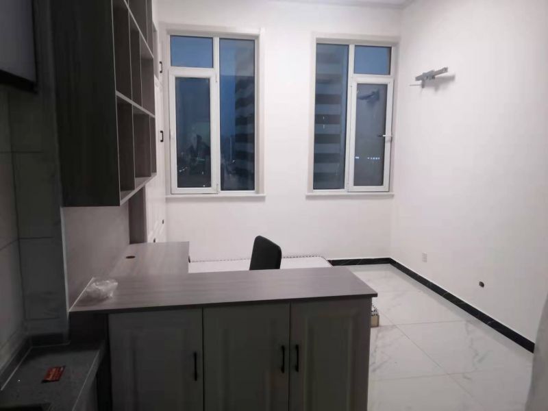 精裝修1室1廳1衛40m21250元/月