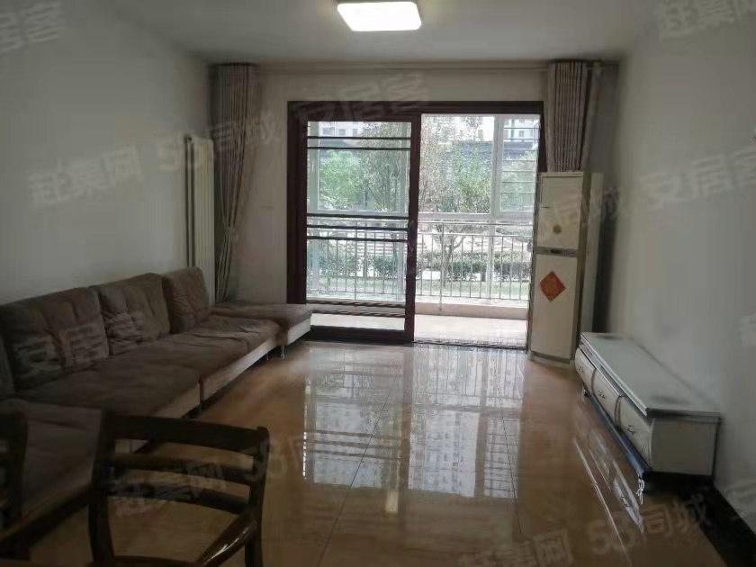 精裝修3室2廳1衛105m2118萬元