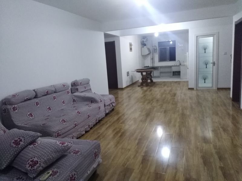 北辛中學學區房華滕電梯洋房