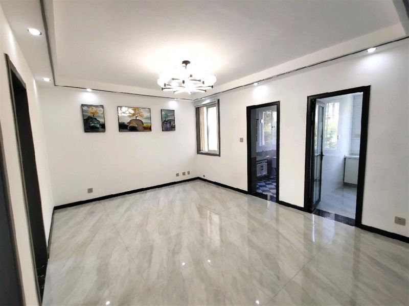 金城花園 3樓 精裝修 鋪設地暖 兩居室 可貸款 2013年上房