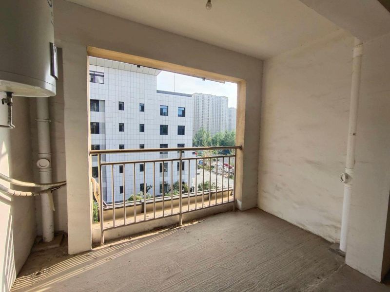 鑫玫瑰園電梯2室2廳格局好87平售樓處手續朝南全款