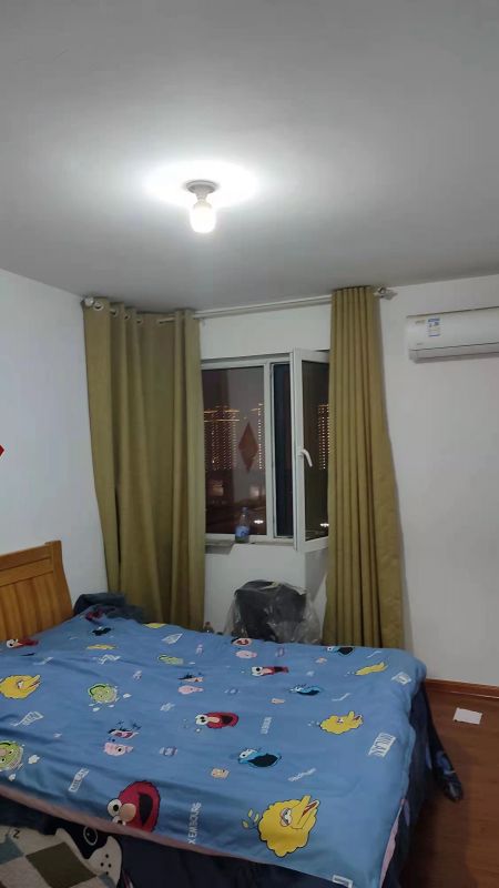 普通裝修2室1廳1衛82m21500元/月