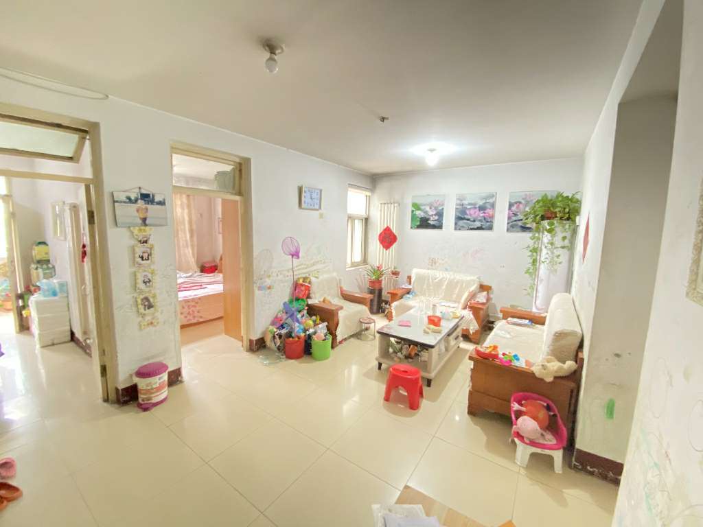 安東花園2樓滿5稅低隨時看房有鑰匙