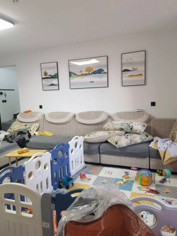 北辛杏騰國際小區精裝修3室2廳1衛115m2家具家電齊全1500元/月