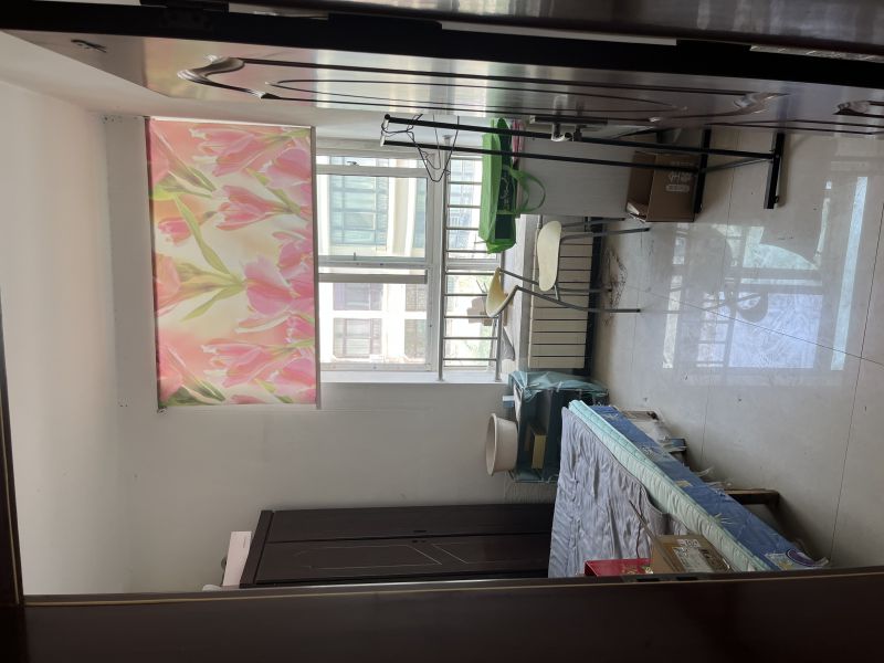 普通裝修4室2廳2衛148m21800元/月