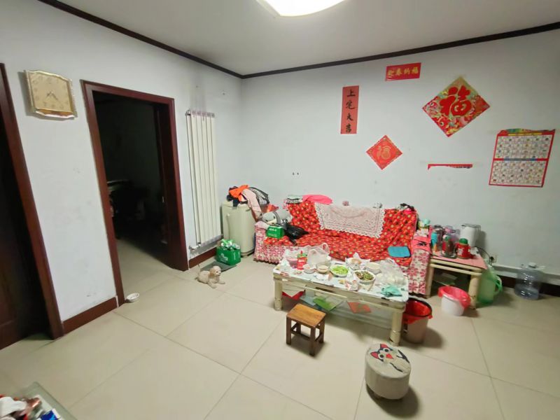 匯龍安東花園南區 普通裝修3室1廳1衛85m2