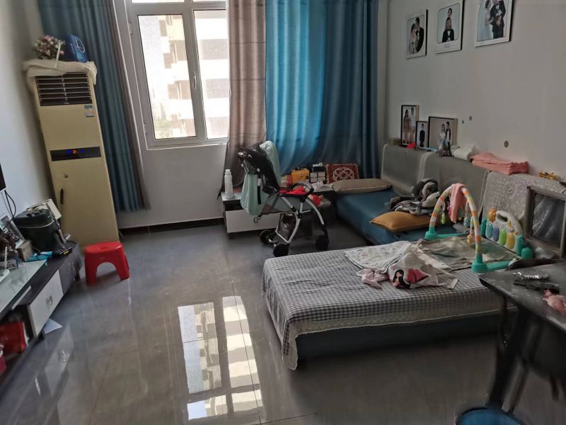 學區房精裝修3室2廳1衛114m21500元/月