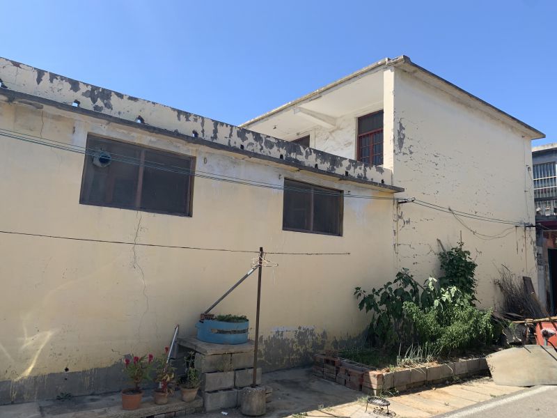 普通裝修3室1廳1衛220m2800元/月