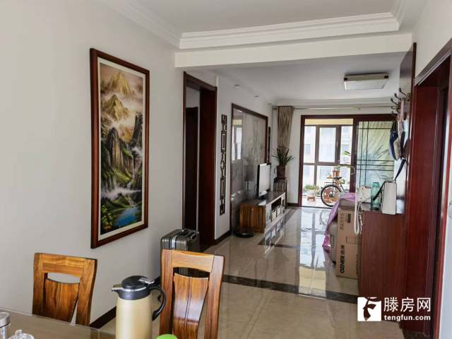 精裝修3室2廳2衛156m21.3萬元，送獨立車位。