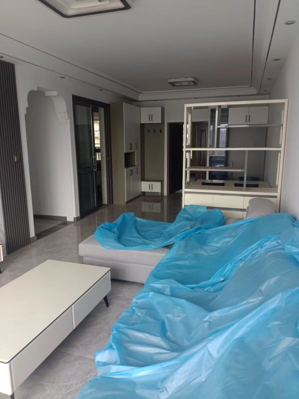 精裝修3室1廳1衛126m22200元/月