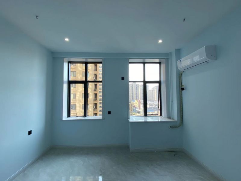 精裝修1室1廳1衛50m21300元/月