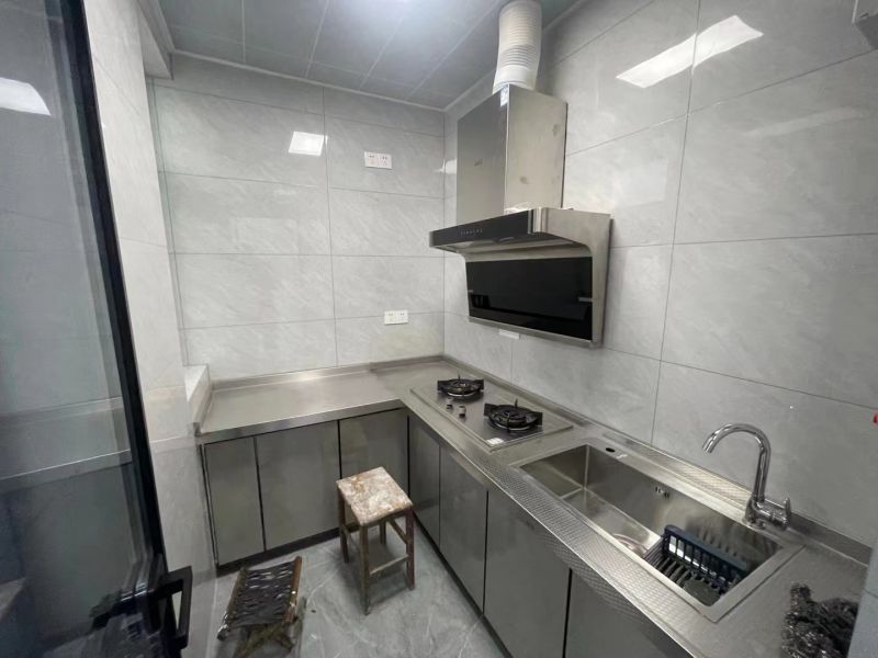 普通裝修2室1廳1衛50m21500元/月