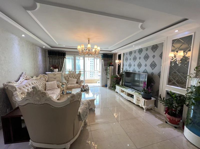 狀元府 精裝四室 三室一廳朝陽 南北通透 證滿二 送車儲