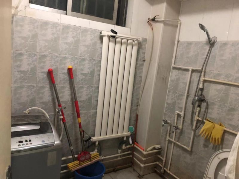 奎文小區，生活方便，上學、購物、醫療條件便利。