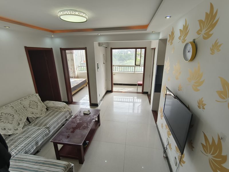 精裝修2室2廳1衛80m276萬元