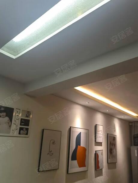 西班牙莊園  2室2廳1衛113m2125萬元