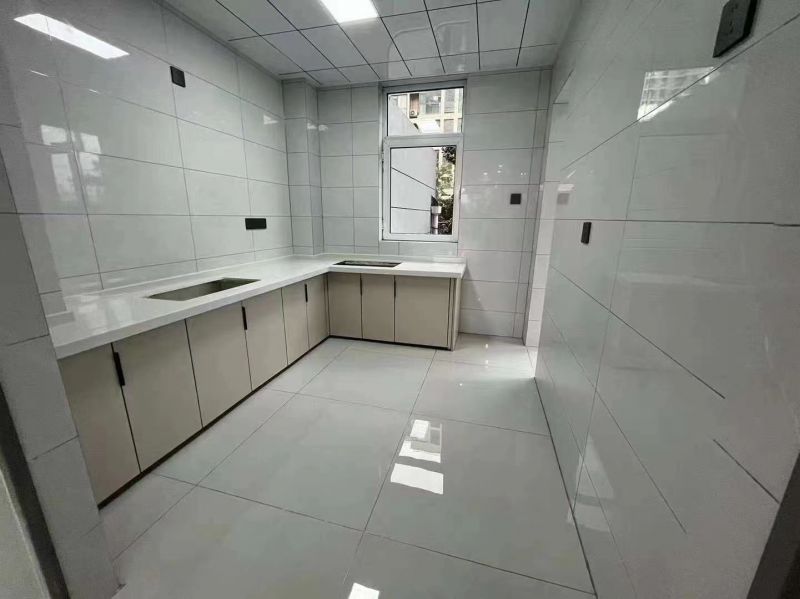 人和藍灣   2室2廳1衛96m2107萬元