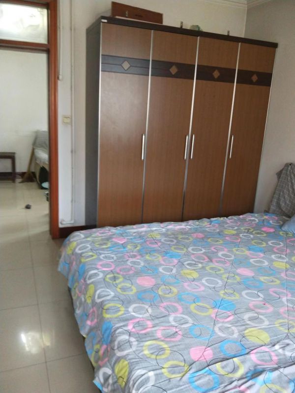 平等小區，普通裝修2室1廳1衛60m21000元/月