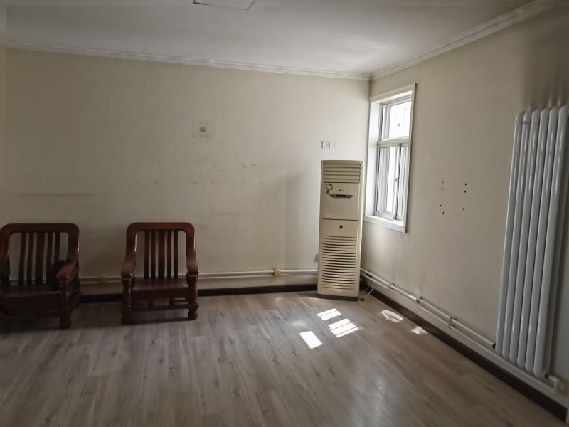 華聯小區精裝修3室2廳1衛138m2