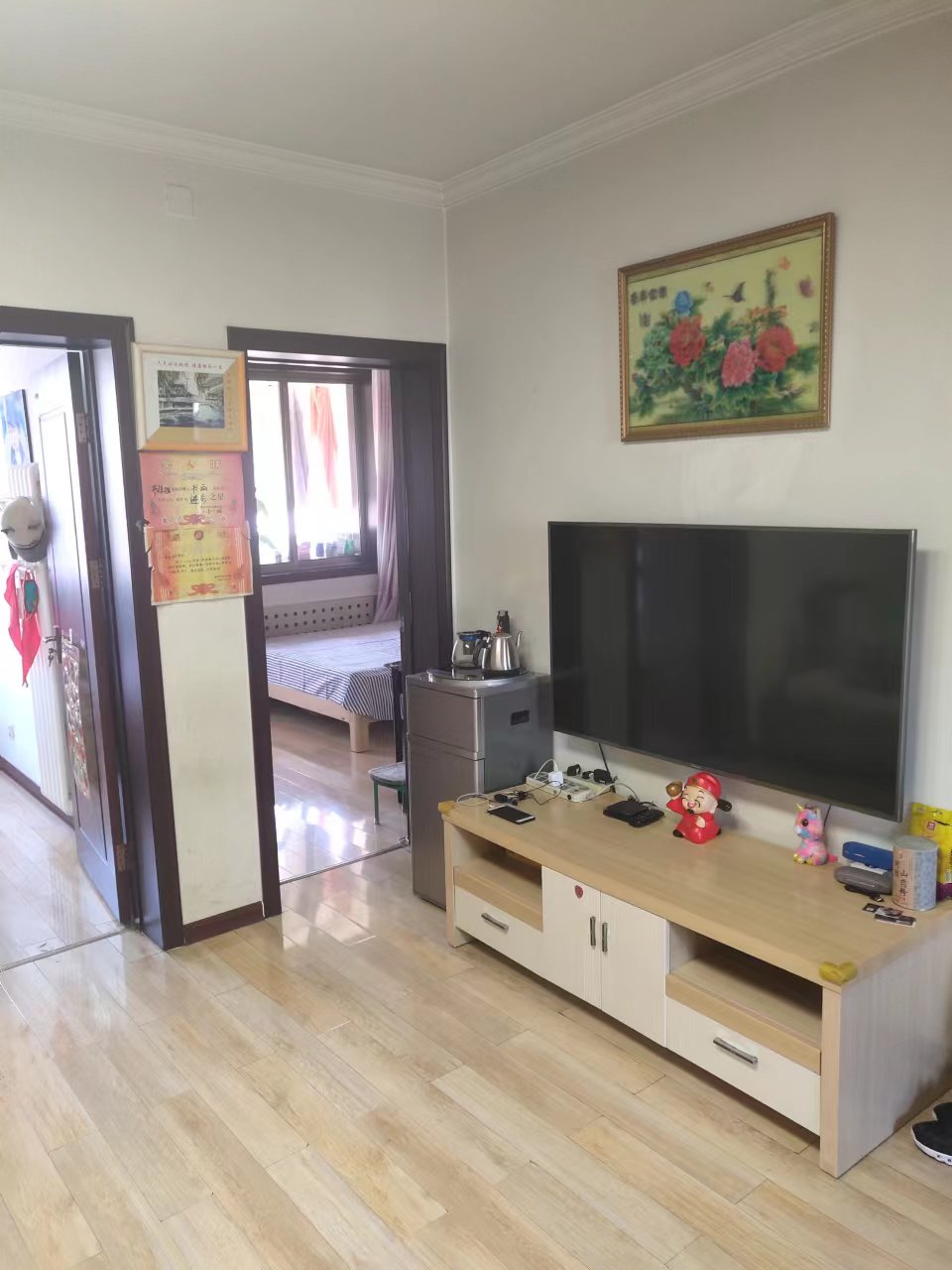 普通裝修3室1廳1衛87m21200元/月