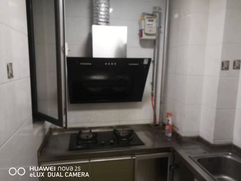 精裝修2室2廳1衛100m21700元/月