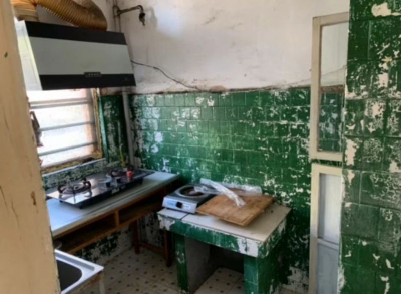 毛坯2室1廳1衛70m21000元/月