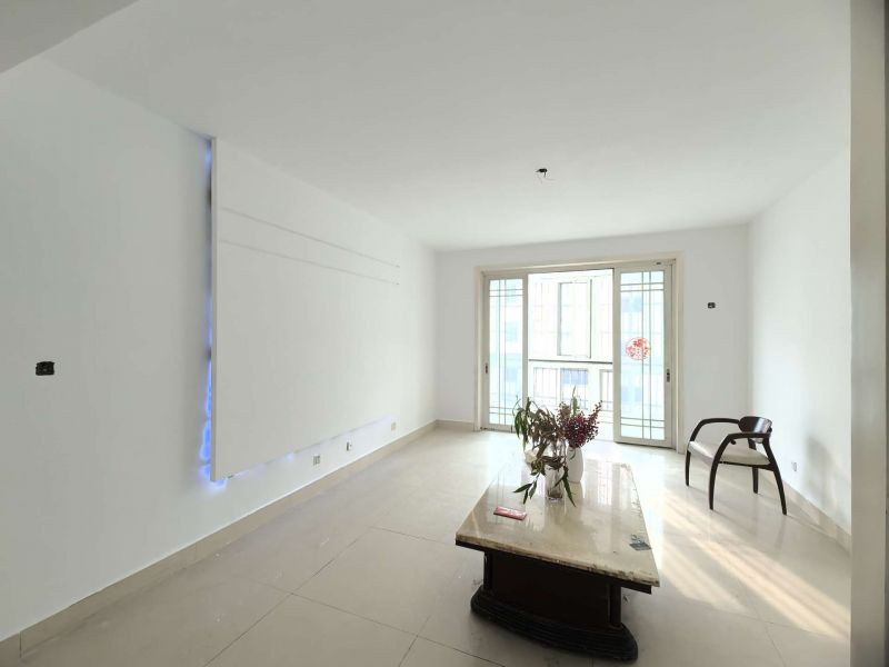 滕陽麗都 多層三樓 房產證滿五 送儲藏室