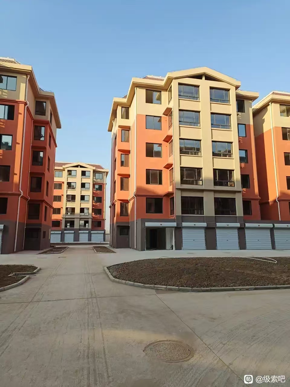 毛坯3室1廳1衛94m214.8萬元