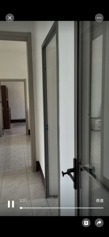 精裝3室2廳1衛96m266萬元