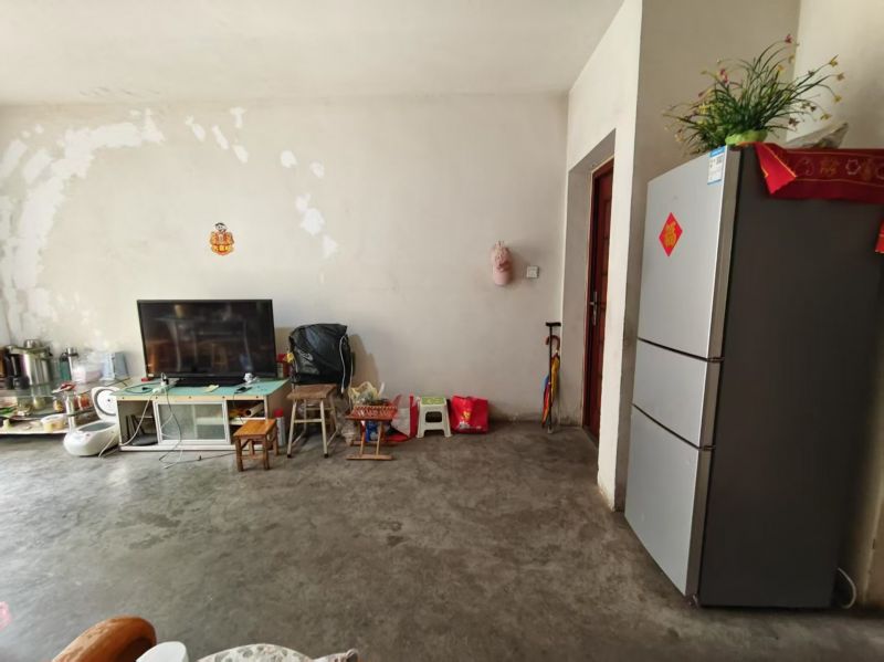 御冠麗景滕北學區房 2室1廳1衛75.2m2（含南向獨立車庫）