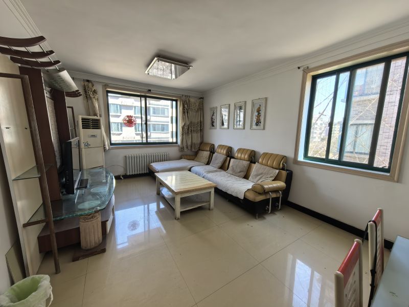 濱江花苑二期低樓層小面積房源對外出租