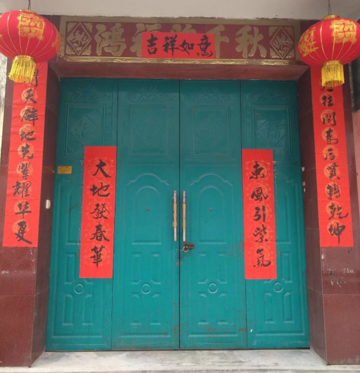 精裝修5室3廳2衛260m21500元/月