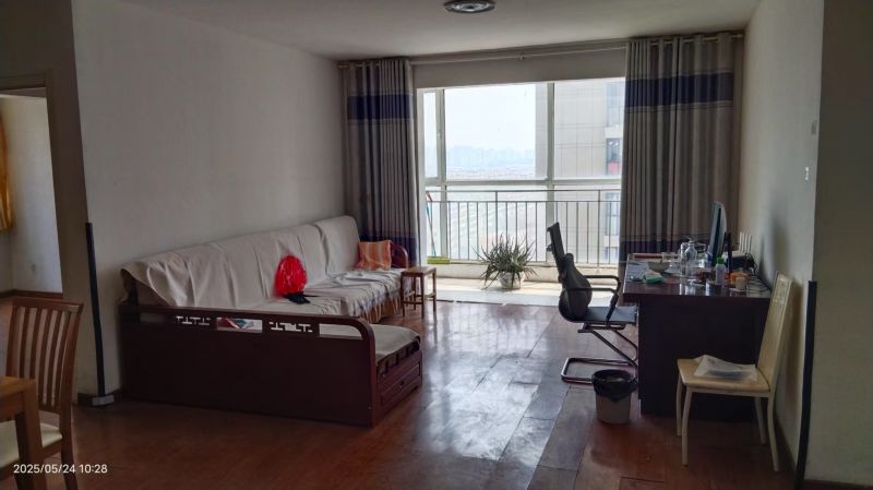 房主發布：大同天下瀚香苑房3室2廳1衛134m2，106萬。