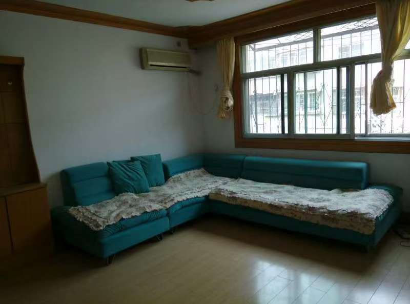 精裝修3室2廳1衛100m288萬元